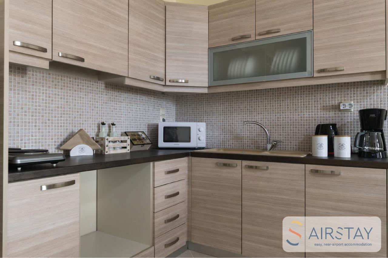 Thresh Apartments Airport By Airstay Spáta Exteriör bild